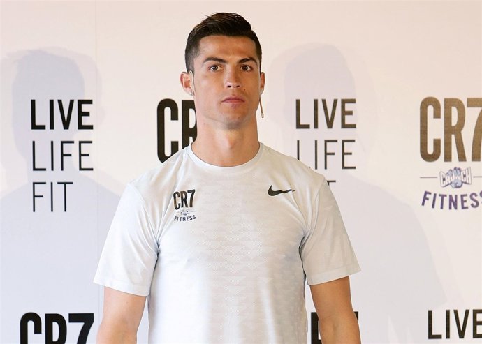 CRISTIANO RONALDO