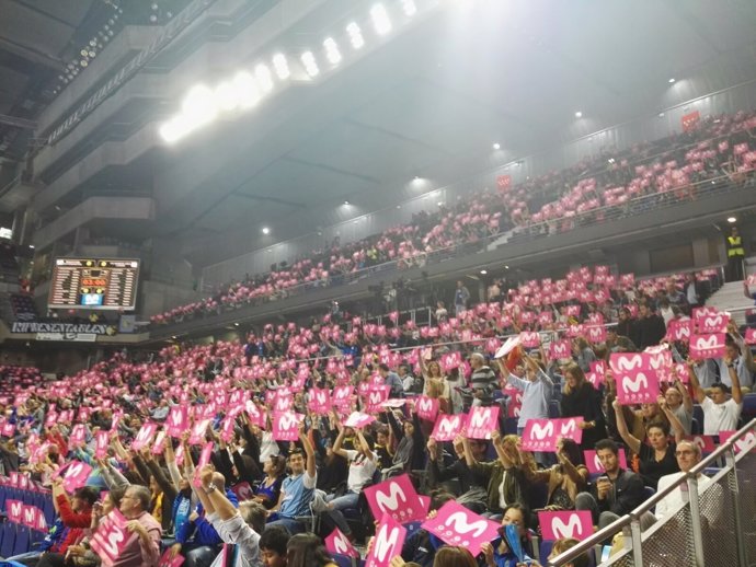 Mosaico rosa Movistar Estudiantes Barça Lassa cáncer mama