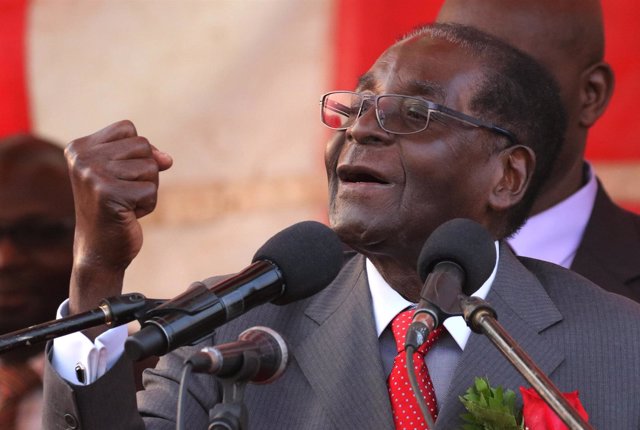 Mugabe, presidente de Zimbabue