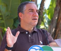 PP-A vuelve a tender la mano al PSOE para "mejorar" presupuestos y dice que Susana Díaz le tiene "miedo al diálogo"