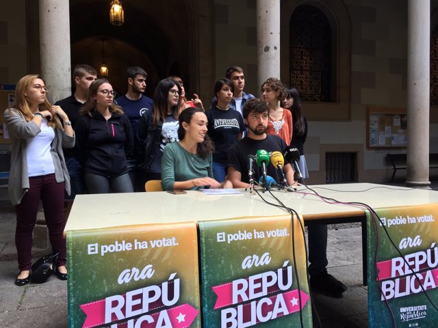 Aina Delgado y Jordi Vives, Universitats per la República