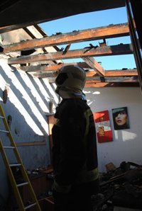 Un incendio causa daños de consideración en una vivienda de Añorbe, sin provocar heridos