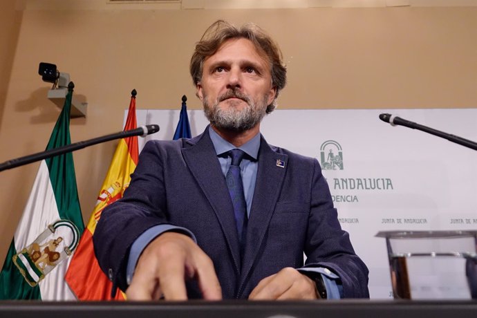 El consejero andaluz de Medio Ambiente y Ordenación del Territorio, José Fiscal