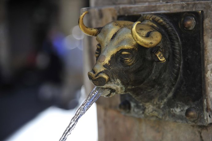 Detalle de la Fuente del Torico, en Teruel