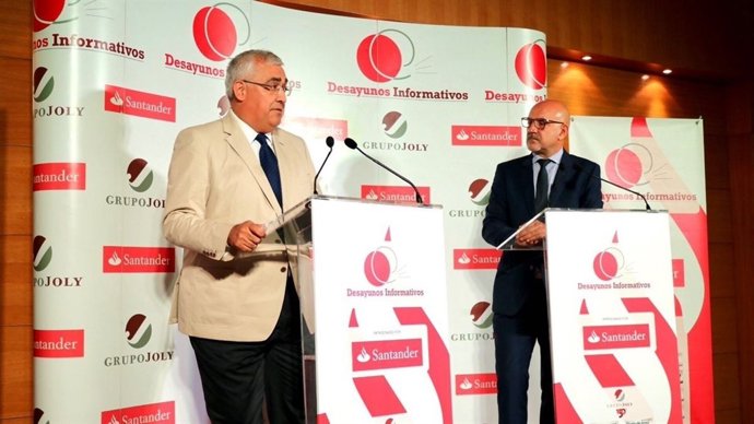 Arellano interviene en el Foro Joly en Almería