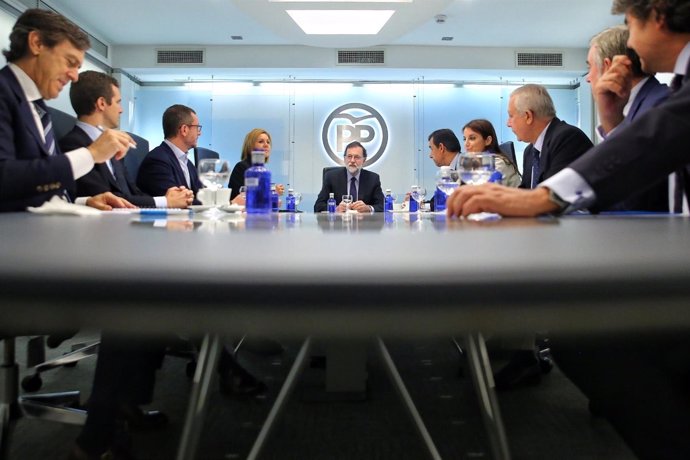 Rajoy con la cúpula del PP