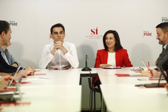 Enrique Rico y Margarita Robles en un acto del PSOE de Madrid