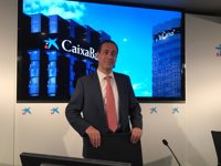 Caixabank llama a la tranquilidad y dice que las cuentas de clientes están seguras dentro y fuera de Cataluña