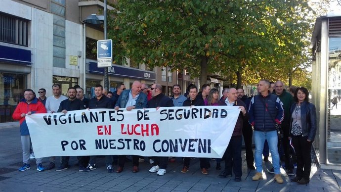 Concentración de trabajadores de seguridad privada.