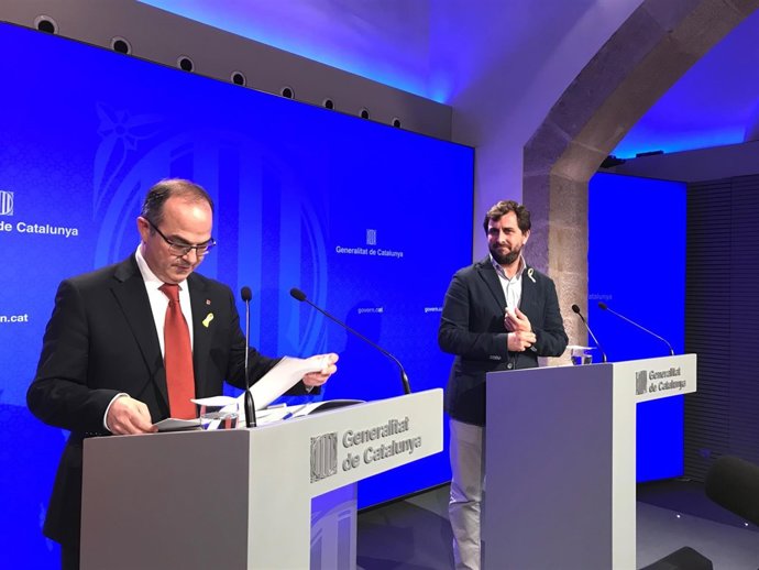 El portavoz del Govern, Jordi Turull, y el conseller Toni Comín