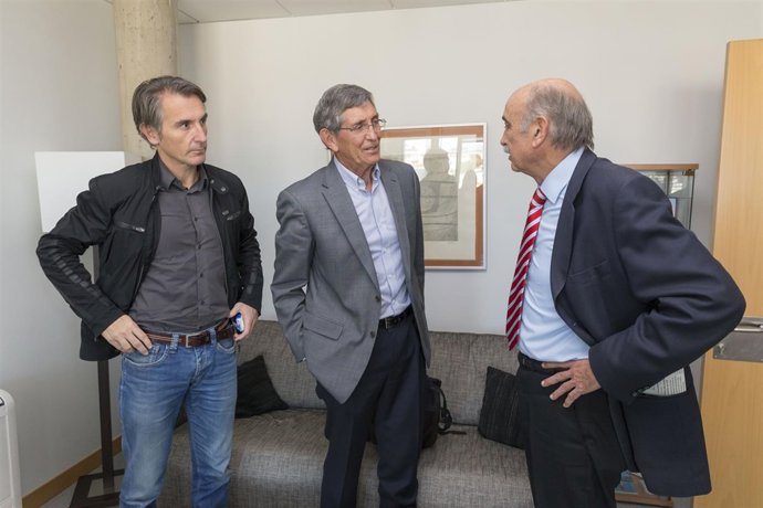 Mazón con alcalde de Castro 