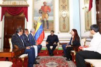 Maduro se reúne en el Palacio de Miraflores con los gobernadores díscolos de la oposición venezolana