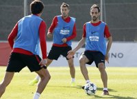 Juanfran Torres se cae de la convocatoria para el partido ante el Elche y Toni Moya le sustituye