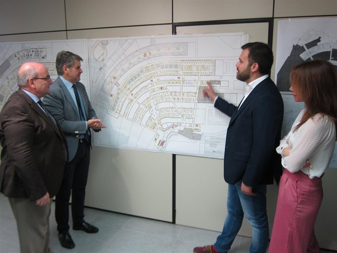 Reunión SES-PSOE sobre hospital                       