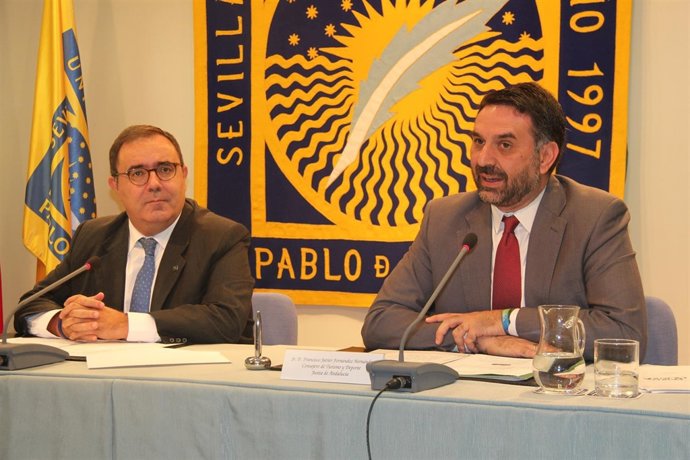 Vicente Guzmán Fluja y Francisco Javier Fernández.