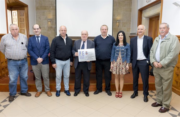12:00La Casona, Reinosa El Consejero De Economía, Hacienda Y Empleo, Juan José S