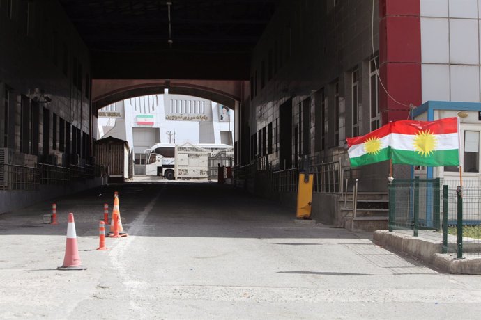 Paso fronterizo entre el Kurdistán iraquí e Irán 