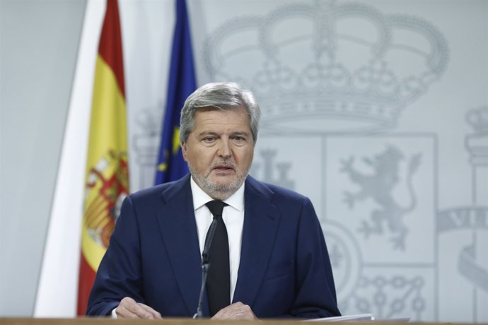 Roda de premsa de Méndez de Vigo després del Consell de Ministres