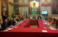 El presidente de la Diputación de Huesca se suma al acuerdo de la FEMP para pedir otra distribución de fondos de la UE