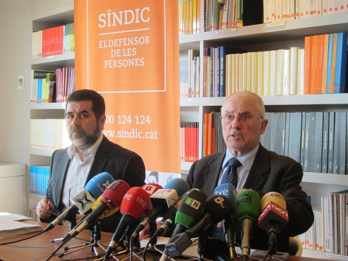 R.Ribó i J.Sànchez quan treballaven junts en el Síndic de Greuges (Arxiu)