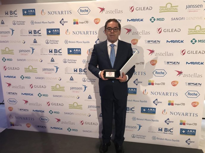 José Miguel Acítores, tras recoger el galardón