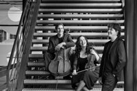 El cantaor Jesús Méndez y el Trío Arbós ofrecen este viernes un concierto de flamenco y música contemporánea en Badajoz