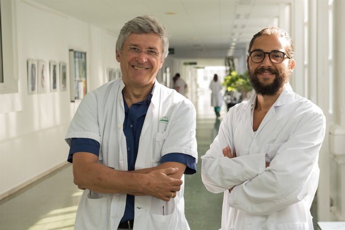 Dr. Francesc Carmona (esquerra) i Dr. Alejandro Correa (dreta) 