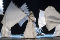 El Teatro Central de Sevilla estrena en España lo último de Jan Fabre, 'Belgian Rules/Belgium Rules', una pieza coral