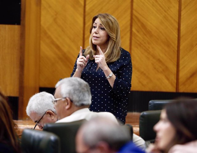 La presidenta de la Junta de Andalucía, Susana Díaz, en el Pleno del Parlamento