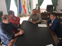 Reyes se reúne con el nuevo alcalde de Orcera para analizar proyectos de futuro