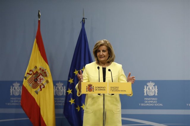 Fátima Báñez entrega las Medallas de Plata al Mérito en el Trabajo 