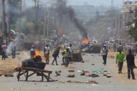 Al menos un muerto y tres heridos en enfrentamientos entre la Policía y manifestantes opositores en Kisumu