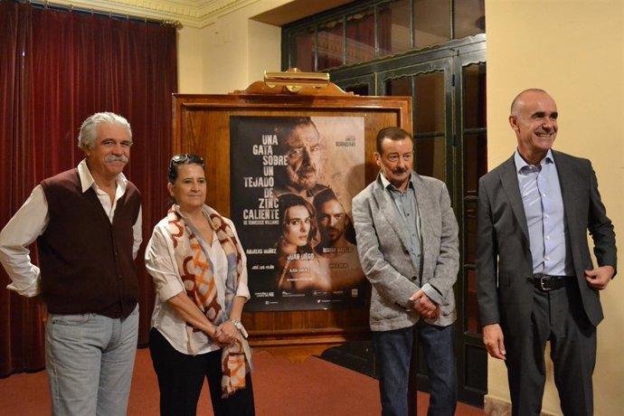 Una gata sobre el tejado de zinc caliente llega al Teatro Lope de Vega