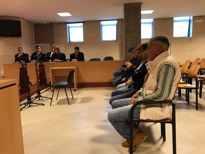 Juicio a siete acusados de transportar droga desde Algeciras