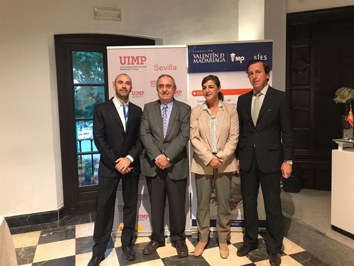 El legado de Steuart y las raíces del pensamiento económico a debate en UIMP 