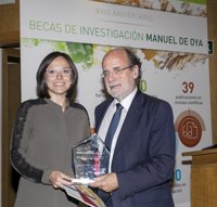 La investigadora Paola Quifer-Rada ha sido galardonada con el Premio Extraordinario Manuel de Oya