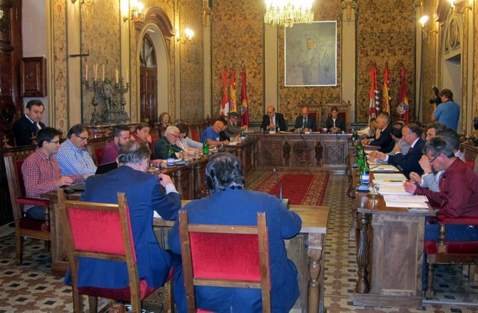      Salamanca: Pleno De La Diputación De Salamanca                          