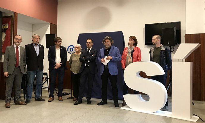 Demòcrates presenta la seva campanya pel 'sí' en el referèndum 