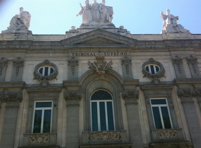 Façana del Tribunal Suprem