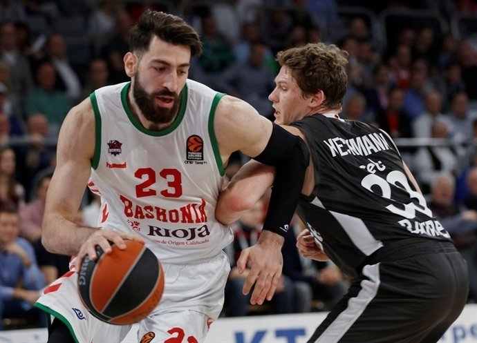 Shengelia en el Brose - Baskonia