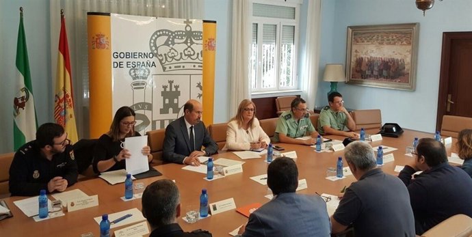 Reunión para coordinar dispositivos de control en la recogida de la aceituna.