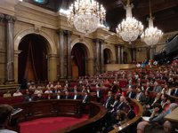 Iceta se ofrece a acompañar a Puigdemont al Senado si es para pedir diálogo