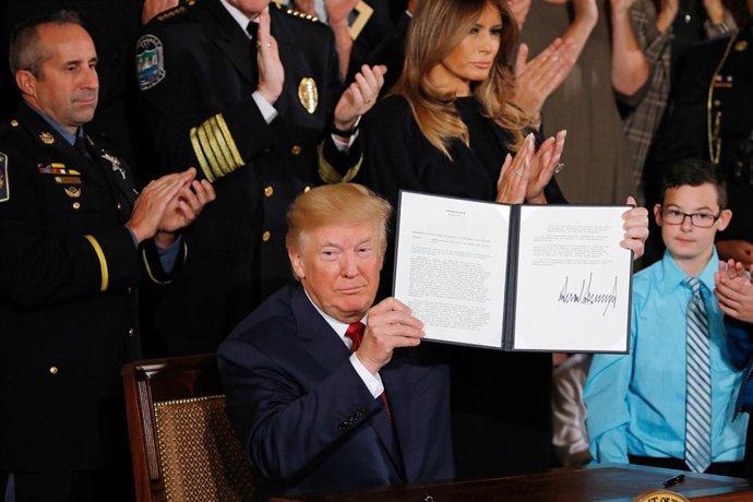 Donald Trump declara la emergencia de salud pública por los opiáceos