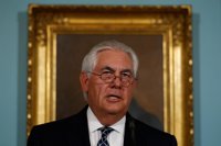 Tillerson muestra al jefe del Ejército de Birmania su preocupación por las denuncias de atrocidades en Rajine