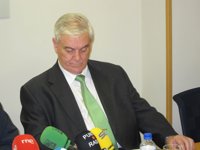 La Junta suprime el CES y da 6 meses al Principado para crear otro consejo sin retribuciones para sus miembros