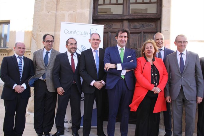 Un año de Internet gratis en Magaña. 