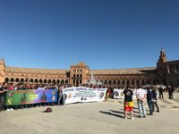 Cientos de policías nacionales y guardias civiles piden en Andalucía la equiparación salarial con policías autonómicas