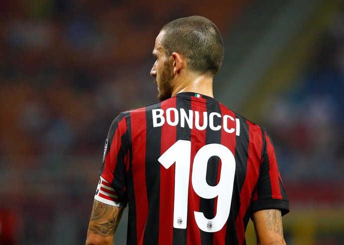 Bonucci (AC Milan)