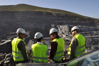 Tudanca reclama medidas de apoyo a la pizarra en el Plan de Reindustrialización