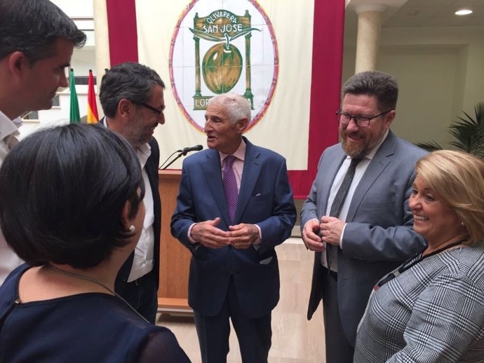 Homenaje a Eduardo Pérez.